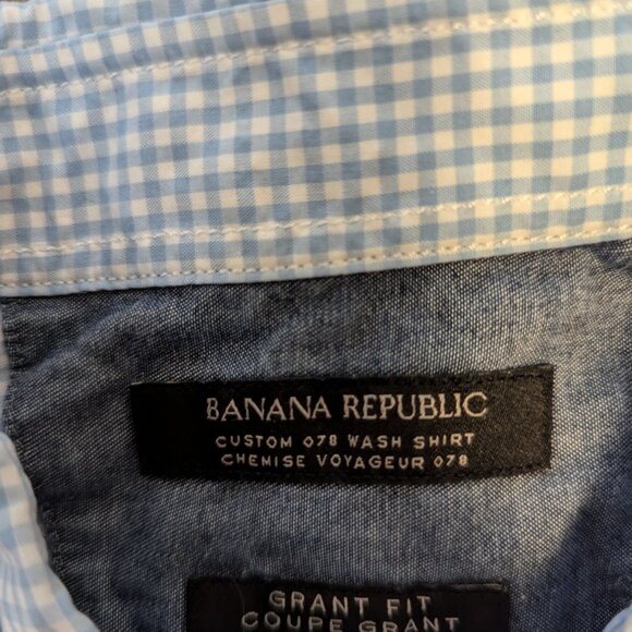 Men's Banana Republic Blue Checkered Short Sleeve Button-Up - Picture 5 of 7